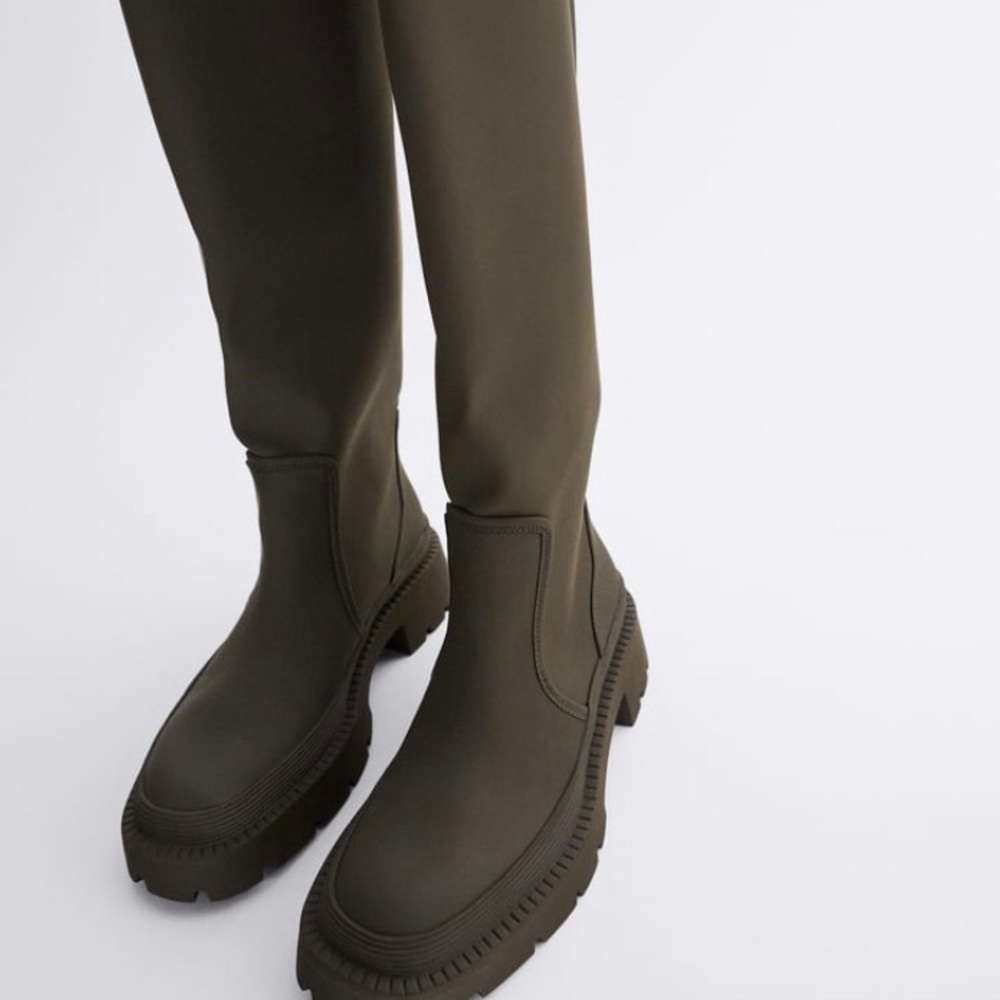 NWT Zara Khaki Green Lug Sole Boots